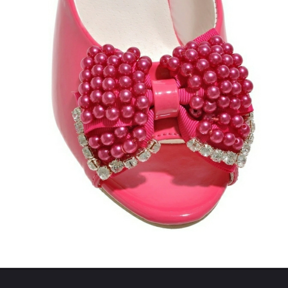 Shoes - Picture 2 of 3